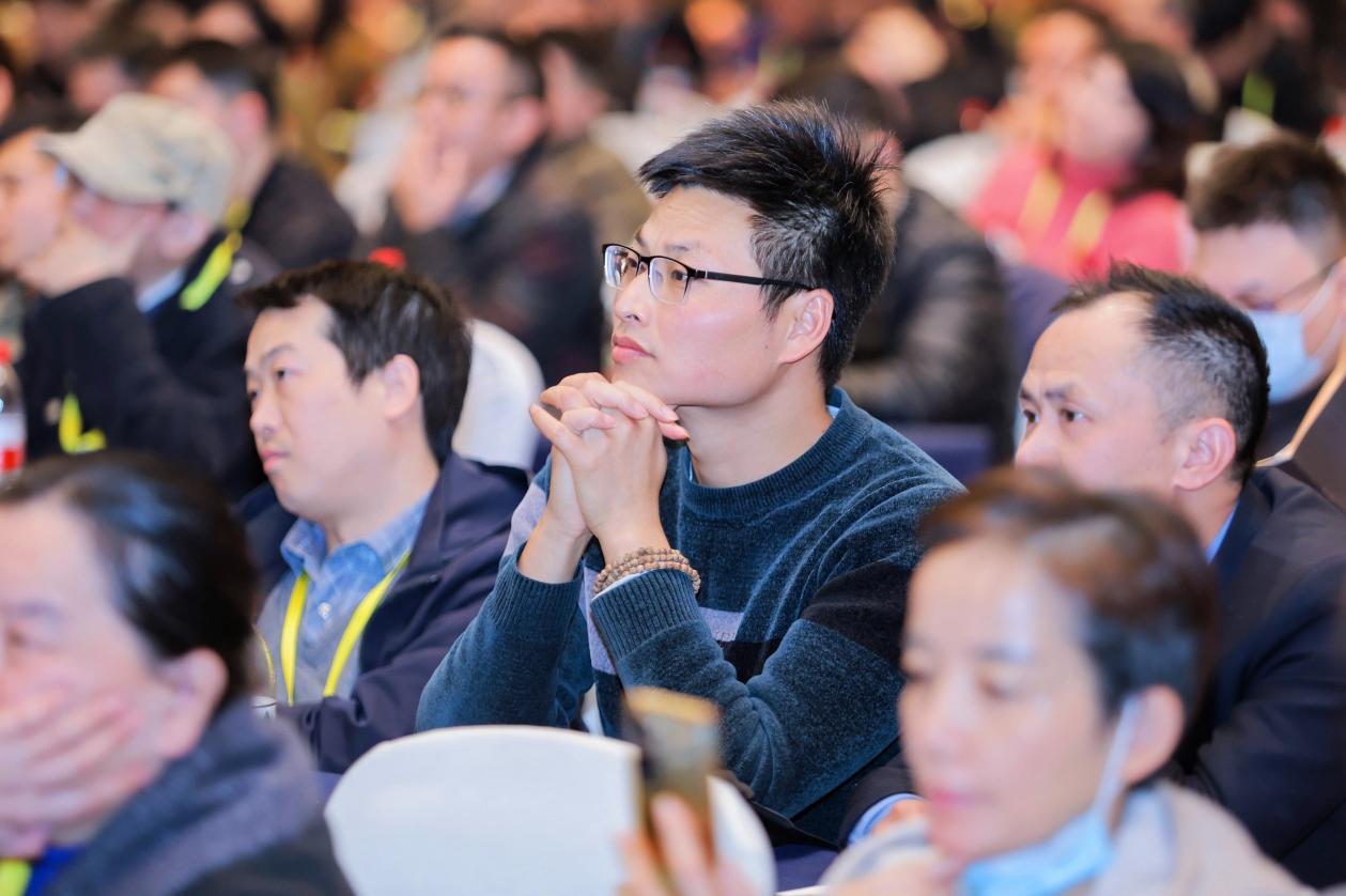 EagleTrader武汉签约大会完美收官!500+交易员共鉴历史性时刻!-第11张图片-EagleTrader EagleTrader武汉签约大会完美收官!500+交易员共鉴历史性时刻!-第11张图片-EagleTrader