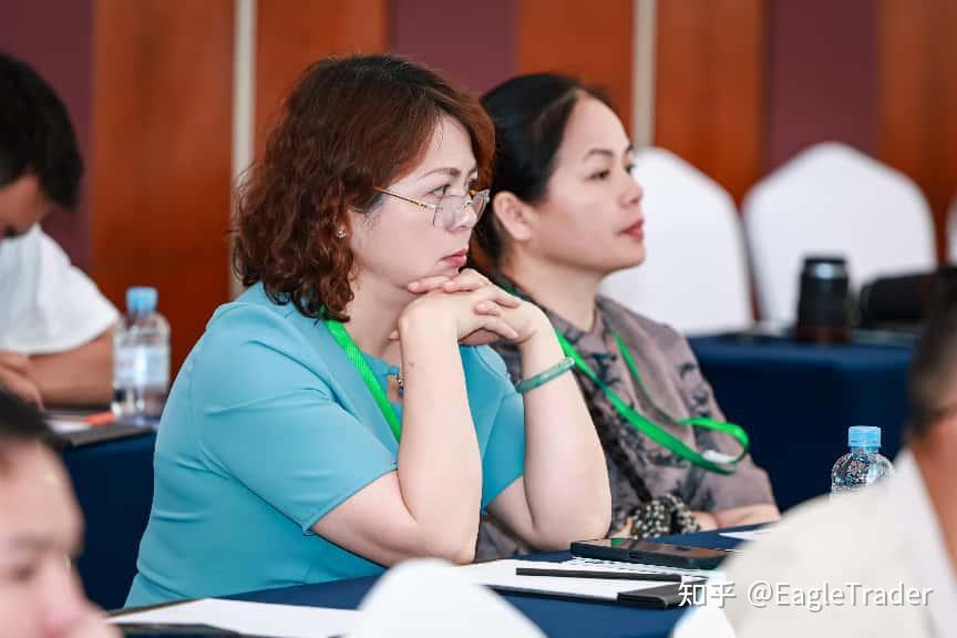 EagleTrader交易员亮相南宁峰会!以实战策略彰显专业交易风范-第19张图片-EagleTrader EagleTrader交易员亮相南宁峰会!以实战策略彰显专业交易风范-第19张图片-EagleTrader